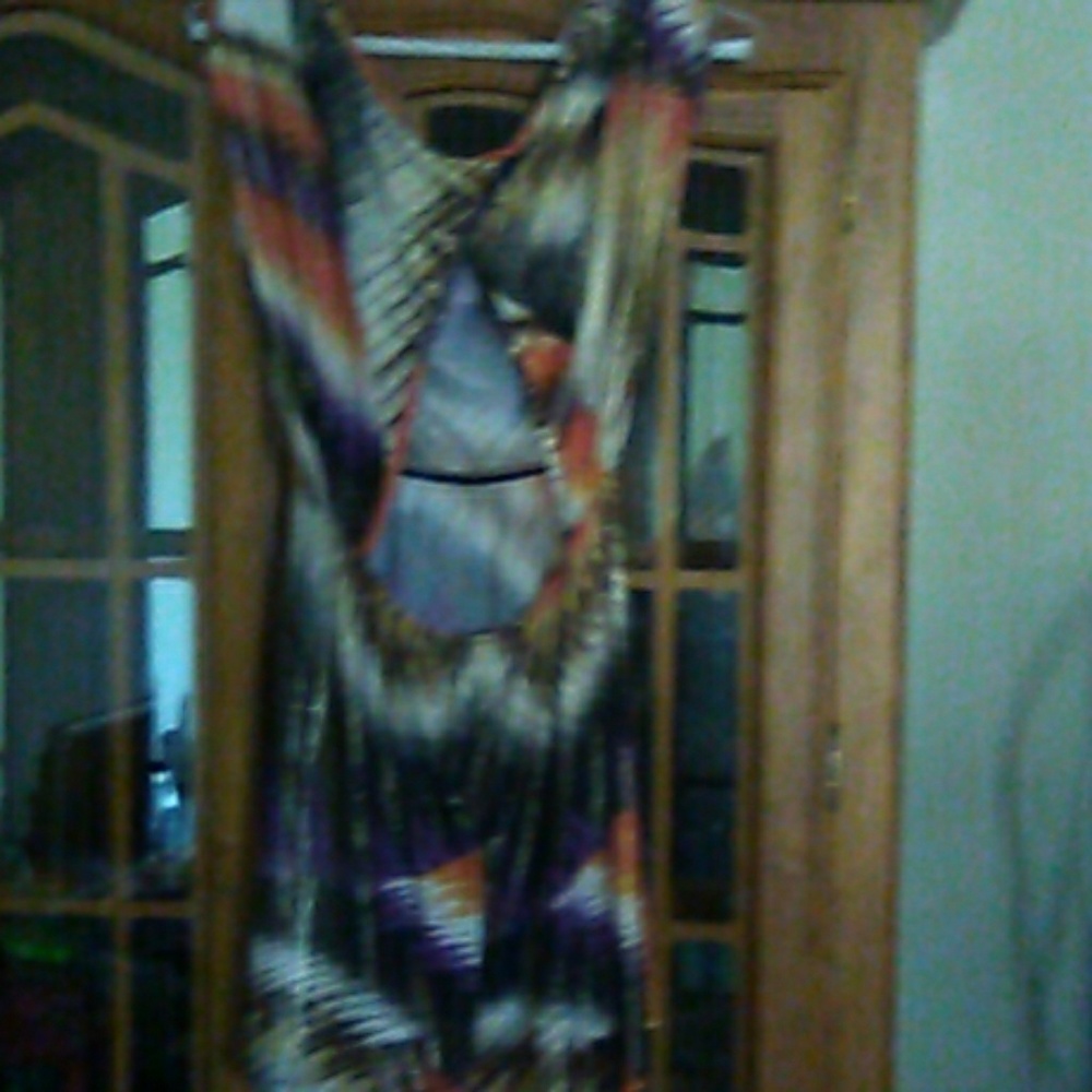 Dress - Picture 2 of 2